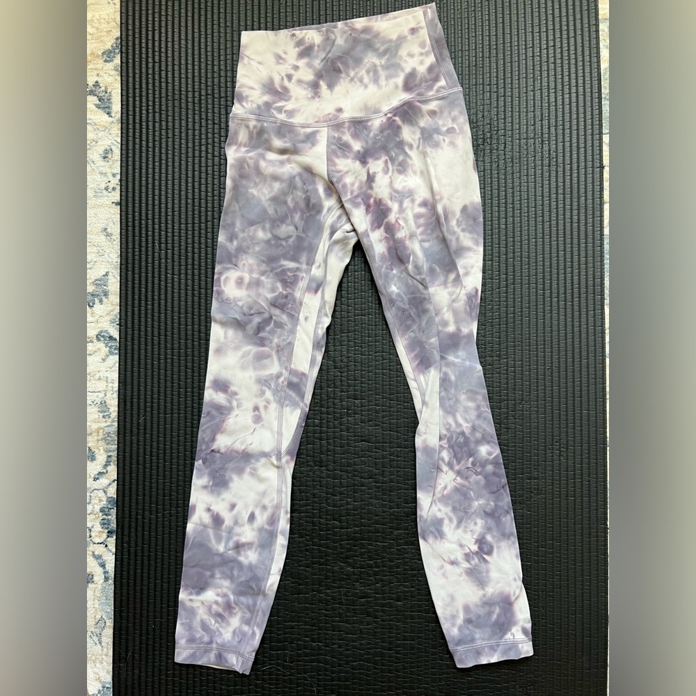 Lululemon Align High-Rise Pant 25”. Size 2. Color is light grayish purple.